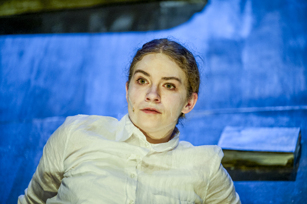 Ich, Samsa | Copyright: Nathan Dreessen